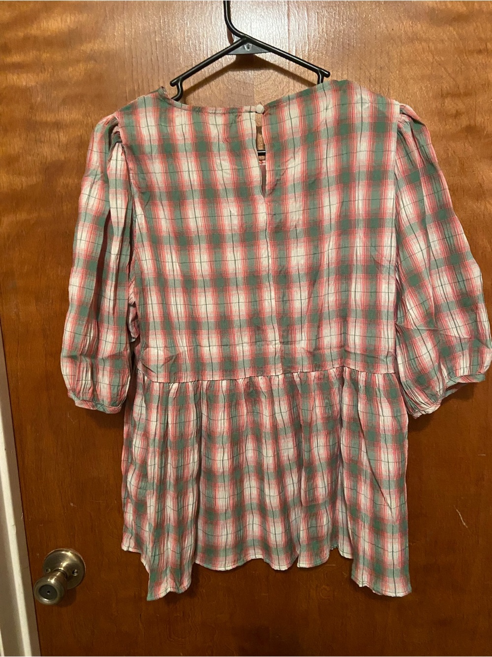 NWT Umgee Green/Pink Plaid Crinkle Babydoll Top - Picture 3 of 7